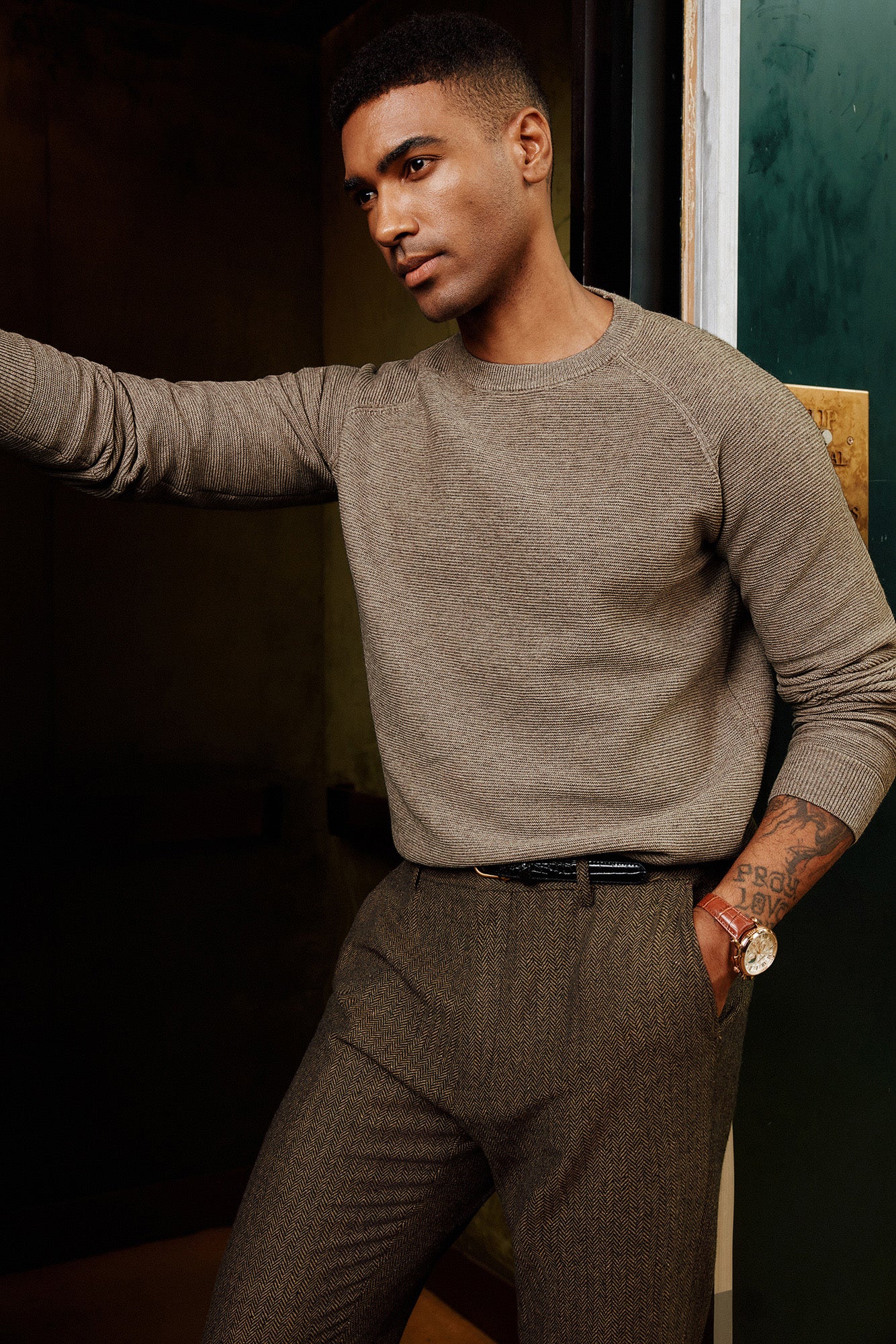 Men Fully Textured Sweater Long Raglan Sleeve Crew Neck Ribbed Cuff Pullover - Image 19