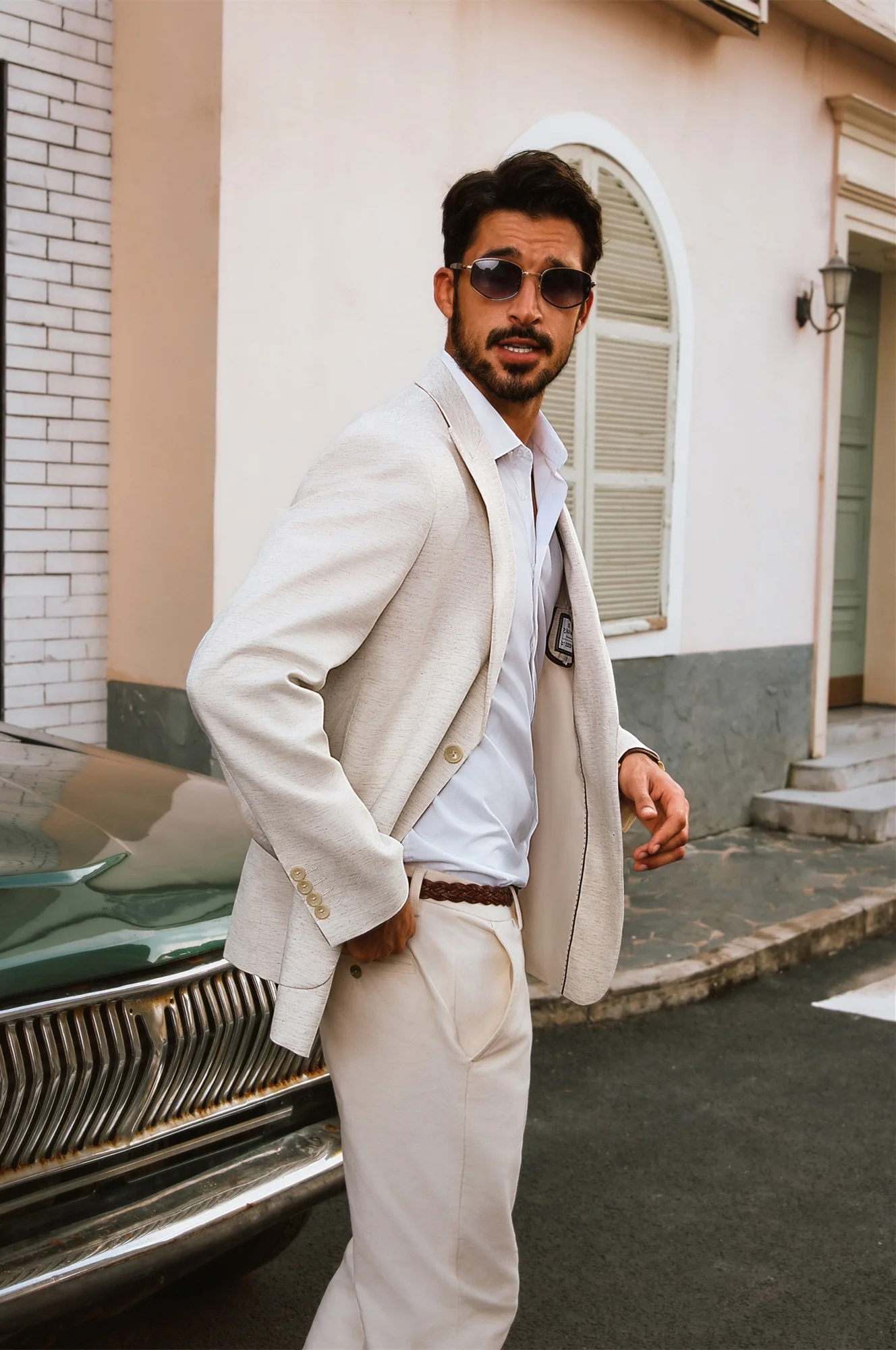 Men Peak Lapel Blazer Coat Casual Back Slit Two-Button Suit Coat - Image 4